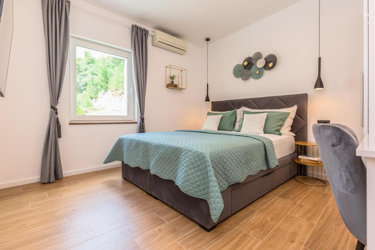 Apartmani Nikola Baska Voda Exterior photo