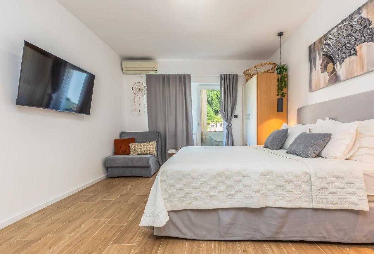 Apartmani Nikola Baska Voda Exterior photo
